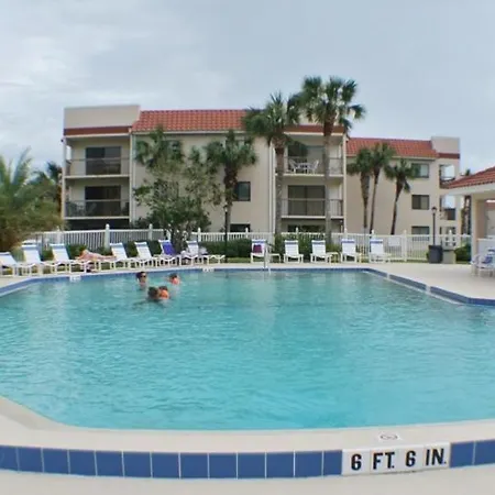 Ocean Village Club D15